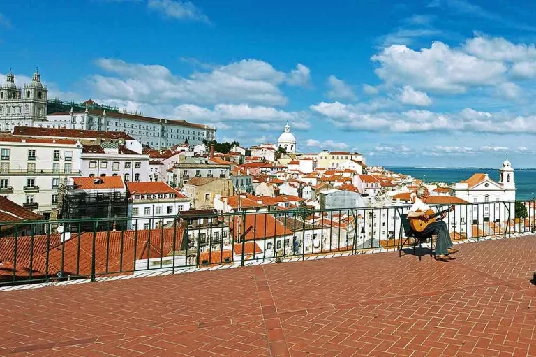 Alfama district