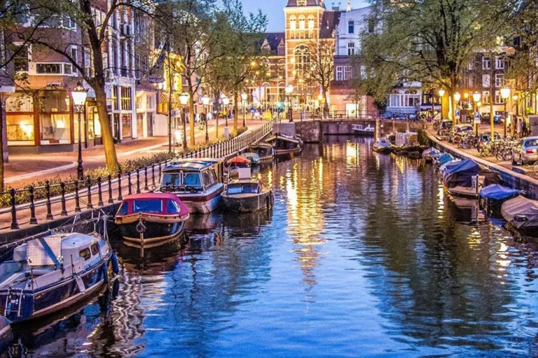 canals , Amsterdam, Netherlands